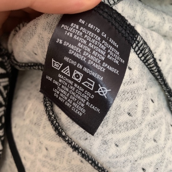 Anthropologie Black and White Shirt - Picture 4 of 5